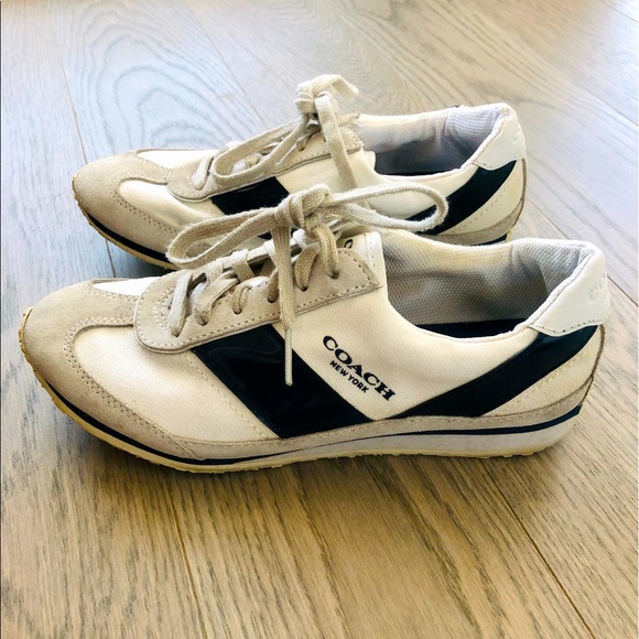 COACH | 6 | Navy & White Sneakers